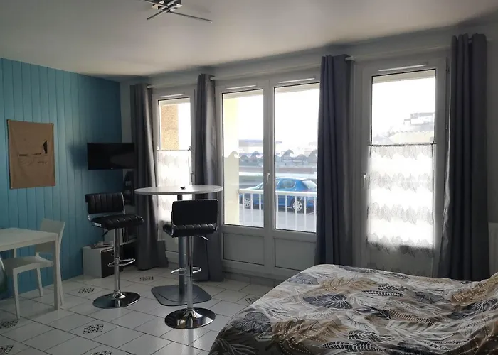 Abri Cotier-3 Etoiles-Vue Imprenable Sur Port De Plaisance