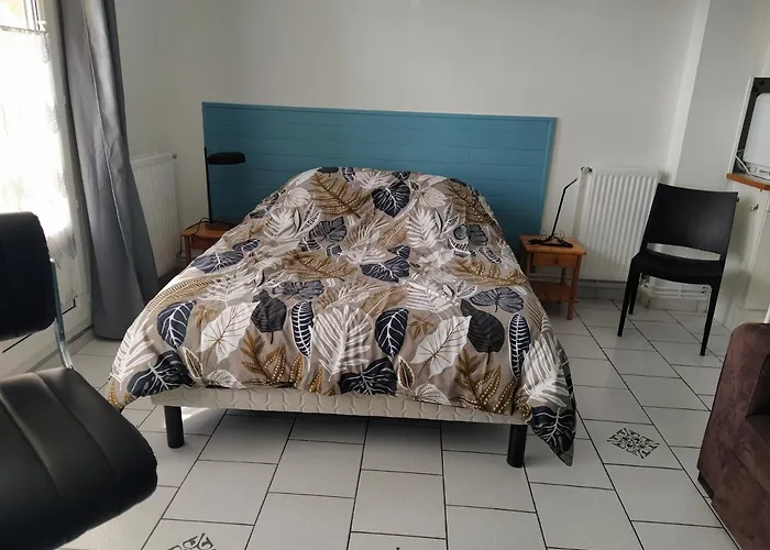 Abri Cotier-3 Etoiles-Vue Imprenable Sur Port De Plaisance
